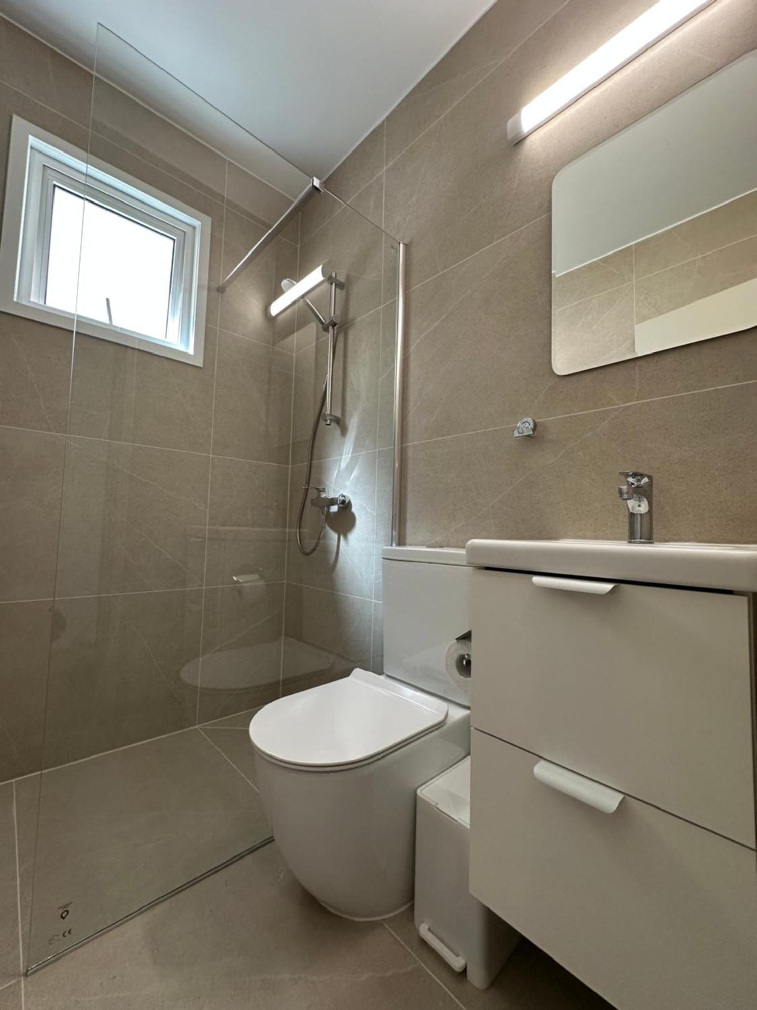 Olivia Mackenzie 2 Bedroom Flat With Pool Larnaca Exterior foto