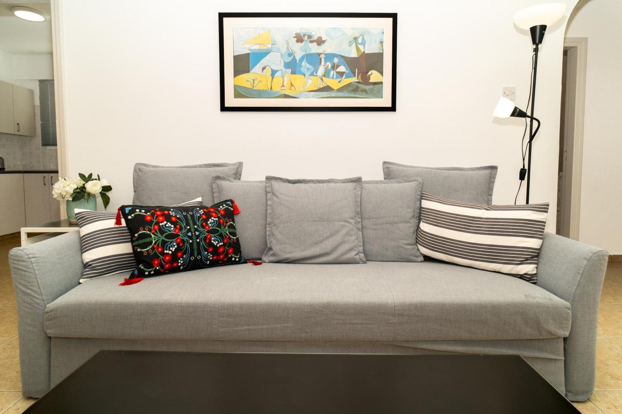 Olivia Mackenzie 2 Bedroom Flat With Pool Larnaca Exterior foto